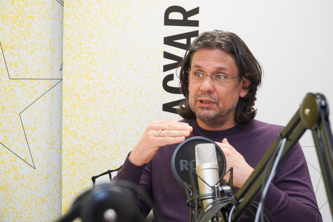 Fotó: MH/Katona László Deutsch Tamás a Faktum podcast adásának felvételén