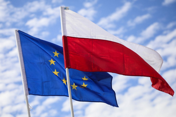 „Lengyelország pont a jogállamiság betartását szorgalmazza”