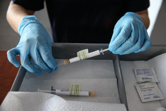 Így működik a vakcina, amelyből már decemberben érkezhet hazánkba