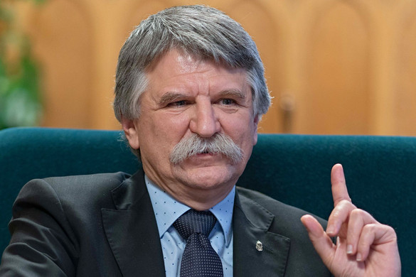 Kövér László a járvánügyi helyzetről tárgyalt osztrák kollégájával