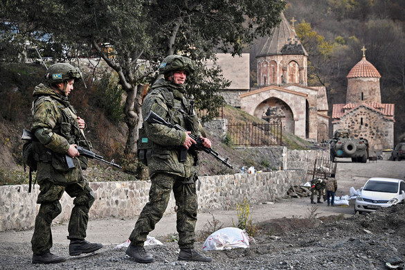 Azeri rendfenntartók őrizetbe vették a hegyi-karabahi hadsereg volt parancsnokát