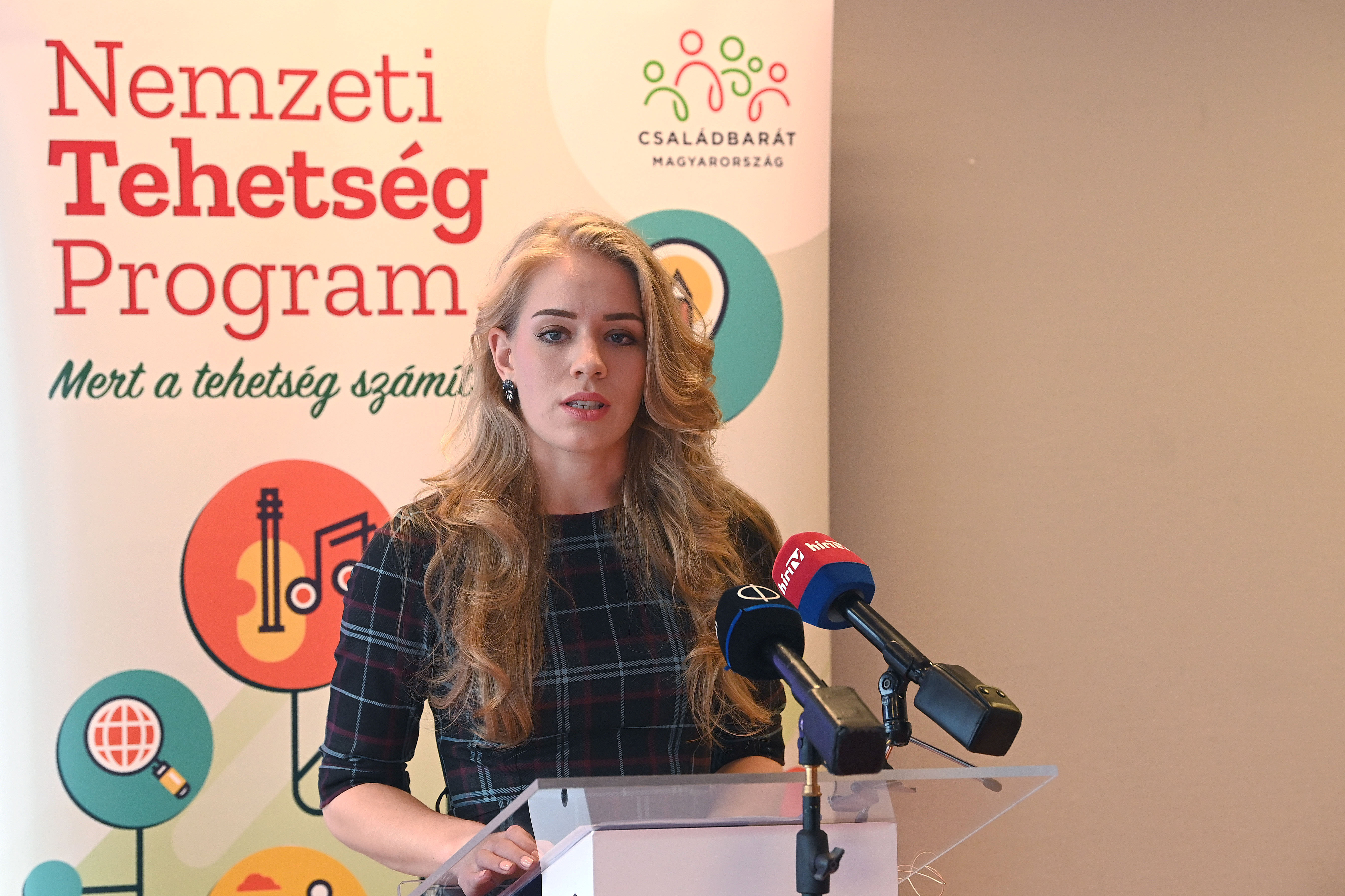 Ismét lehet pályázni a Stipendium Peregrinum ösztöndíjra