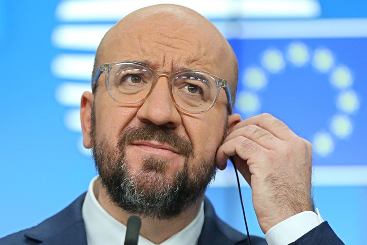 Fotó: AFP/Dursun Aydemir Michel: Az EU prioritása az oltóanyagok gyártásának és elosztásának felgyorsítása