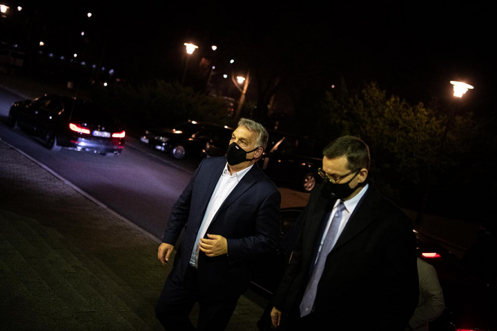 Orbán: A nyerő lapok a mi kezünkben vannak