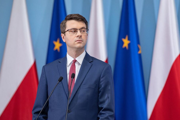 Fotó: polishnews.co.uk „Varsó kiáll a lengyel-magyar álláspont mellett az uniós források ügyében”