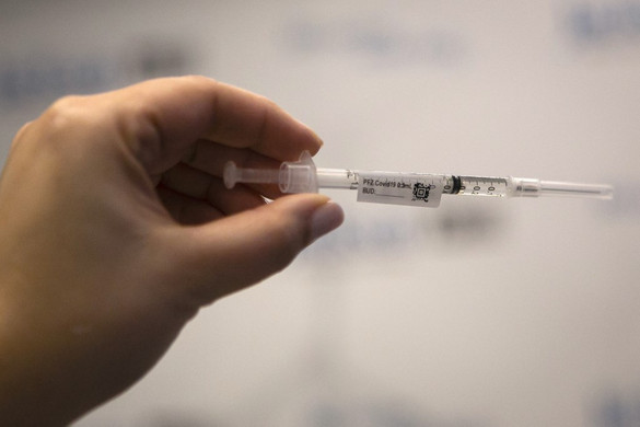 A WHO jóváhagyta a Pfizer/BioNTech-vakcina vészhelyzeti alkalmazását