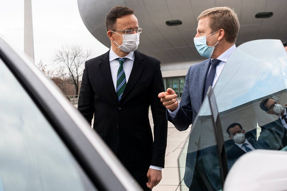 Debrecen lesz a kulcspontja a BMW elektromobilitási stratégiájának