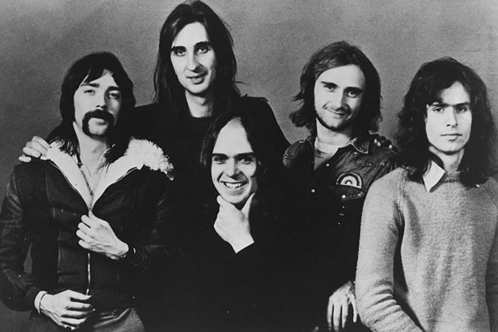 A Genesis a 70-es években. Phil Collins jobbról a második