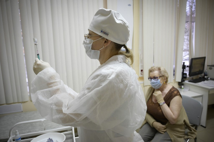 Moszkva 50 millió embernek elég vakcinát tud szállítani az EU-ba a második negyedévben