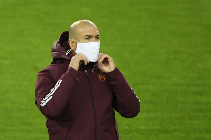 Pozitív lett Zinédine Zidane koronavírustesztje