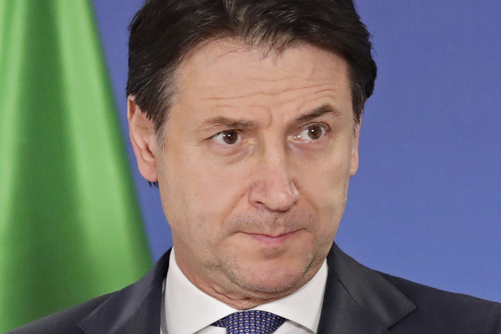 Fotó: AFP Harmadszorra is kormányt akar alakítani Conte