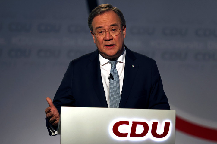Magyarország számára kedvező változás a CDU élén