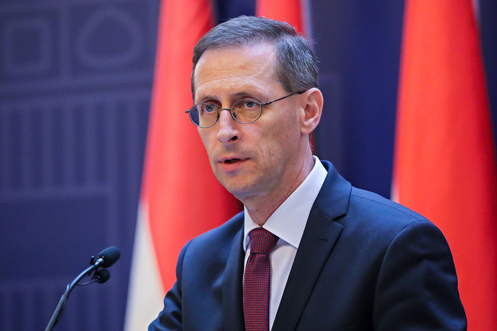 Fotó: MH/Purger Tamás Varga Mihály: Eddig 1,7 millió diákhoz jutott el a PÉNZ7 rendezvény