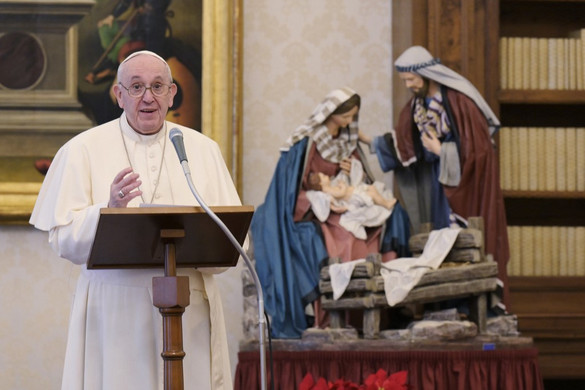 Ferenc pápa az emberek közötti békét sürgette újévi beszédében