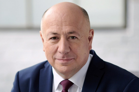 Meghalt Kriza Ákos