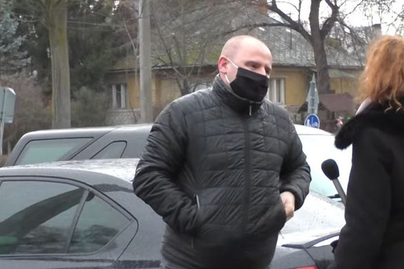 150 milliós villában bujkál a cigarettacsempész MSZP-s képviselő