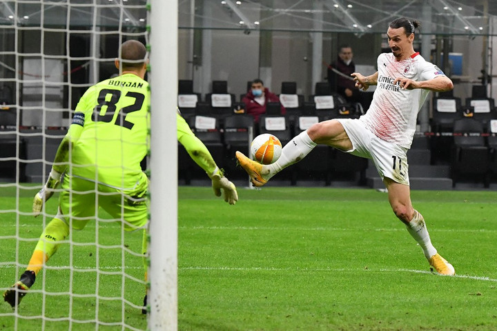 Fotó: AFP/Tiziana Fabi A Milan-Manchester United az Európa-liga nyolcaddöntőjének slágerpárharca