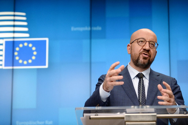 Fotó: JOHANNA GERON / POOL / AFP Michel: Az EU gyorsítja a vakcinák gyártását