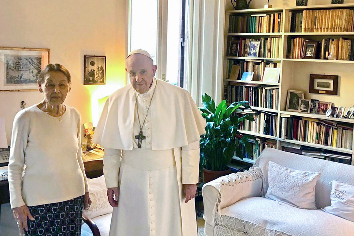Fotó: AFP/Vatican Media Bruck Edith: A mai szétvált világban még fontosabb az emlékezés