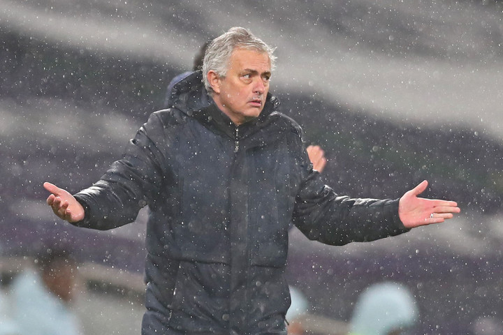 Fotó: AFP/Clive Rose Tuti tippnek számít Angliában Mourinho kirúgása