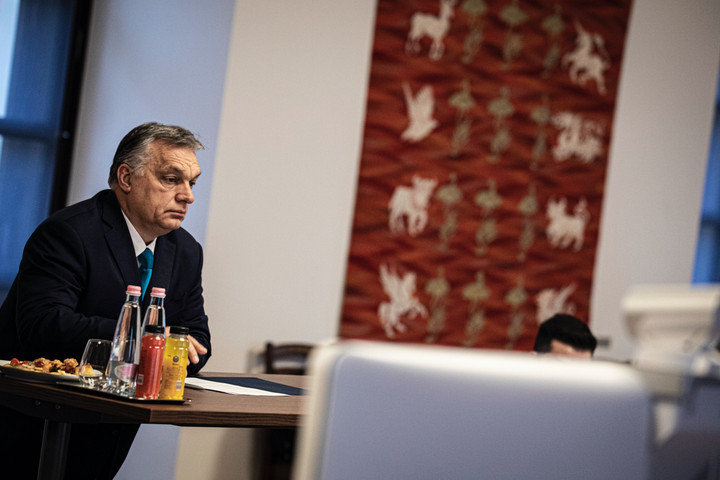 Fotó: MTI/Miniszterelnöki Sajtóiroda Kínával és a kelet-közép-európai országokkal tárgyalt Orbán Viktor