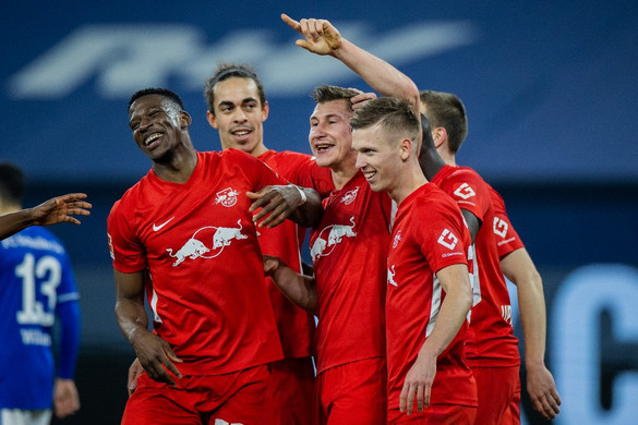 Willi Orbán gólt fejelt, a Leipzig simán nyert a Schalke otthonában