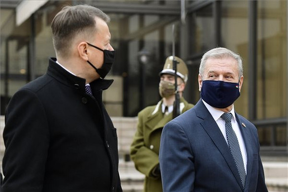 Benkő: Jó úton halad a lengyel-magyar kapcsolatok erősítése