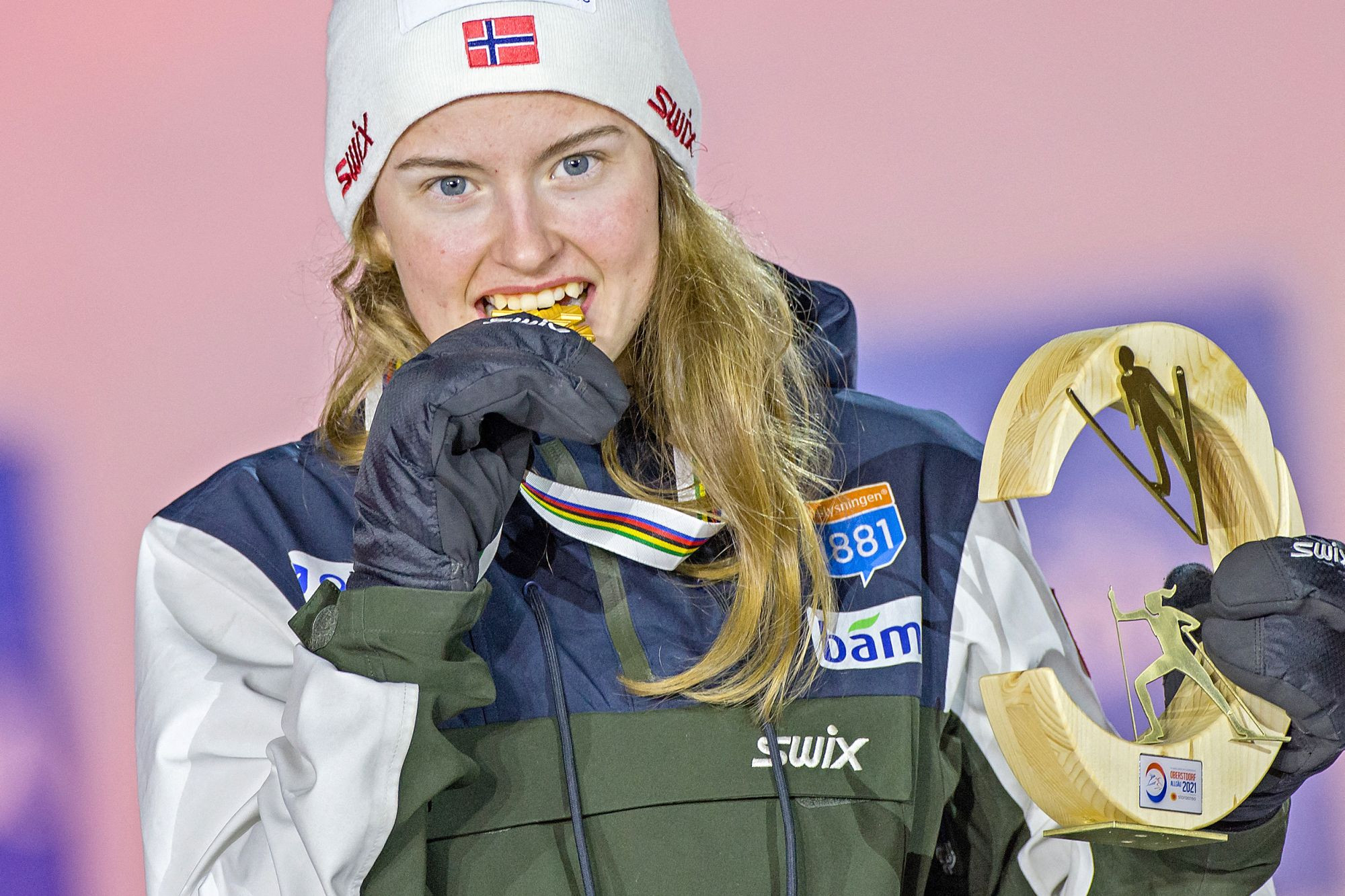 Cikk borítókép