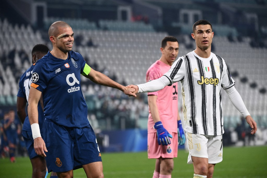 Harcostársak ellenfélként - Pepe (b) és Ronaldo (j) a Real Madridban számos csatát vívtak meg együtt