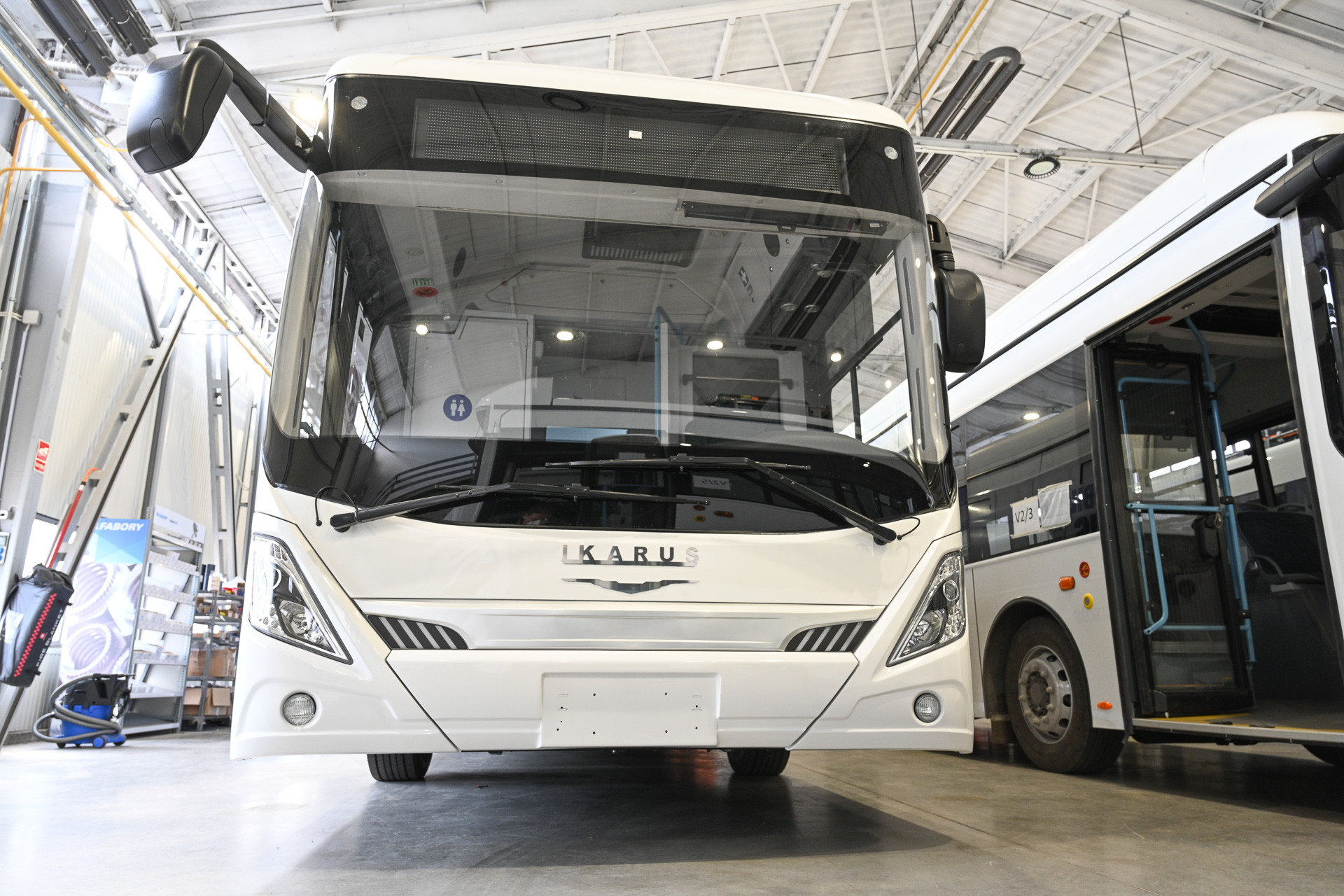 Magyarországon fejlesztett buszok is segíthetnek a járvány elleni küzdelemben