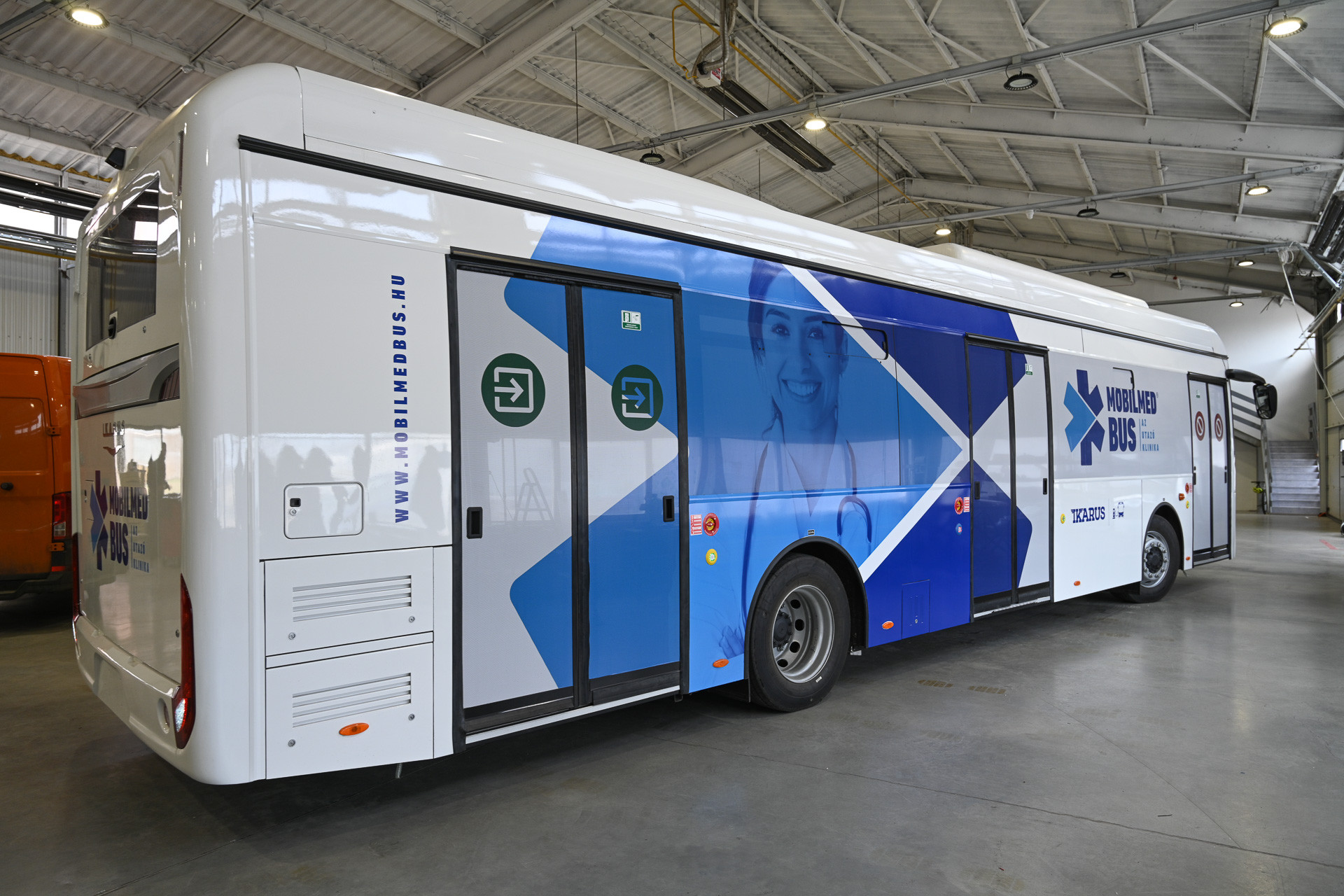 Magyarországon fejlesztett buszok is segíthetnek a járvány elleni küzdelemben