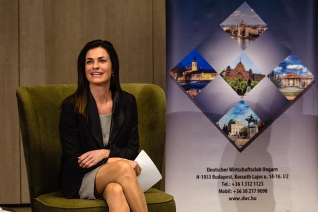 Fotó: Facebook/Varga Judit Varga Judit: Magyar érdekekről, németül