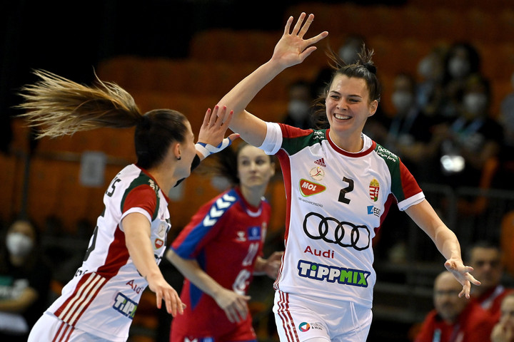 Fotó: MTI/Illyés Tibor Megverték a szerbeket, ott lesznek az olimpián a magyar női kézisek