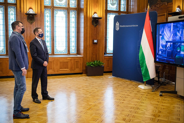 Fotó: Varga Mihály Facebook-oldala Válságálló a magyar élelmiszeripar