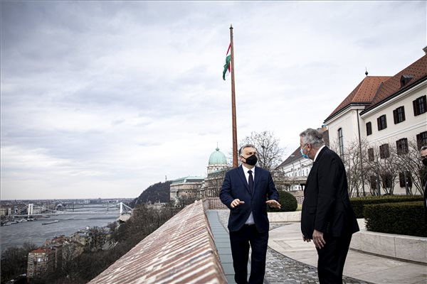 Orbán Viktor a Veolia vezetőivel tárgyalt