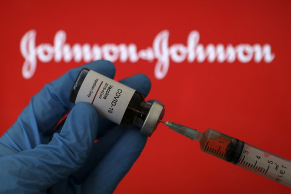 A Johnson & Johnson megkezdte vakcinájának európai szállítását