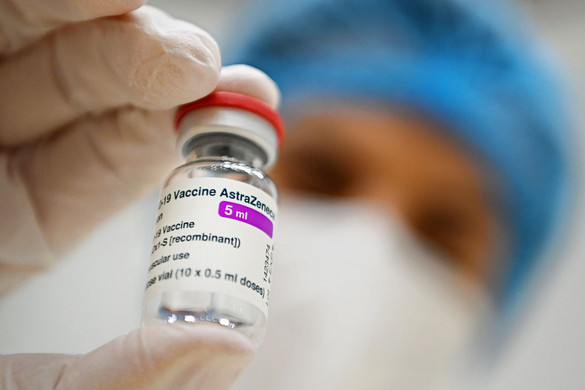 Sorra indítják újra az oltást az európai országok az AstraZeneca-vakcinával