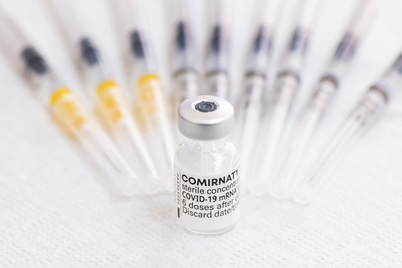 Harmadik adagra is szükség lehet a Pfizer-vakcinából