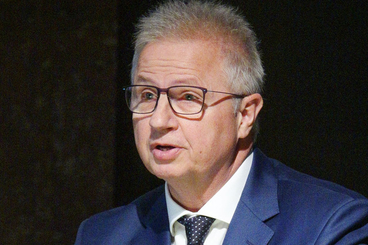 Fotó: MH/Katona László Trócsányi: Az EP közvetlen jogalkotási jogköre szemben áll az uniós szerződések szellemiségével