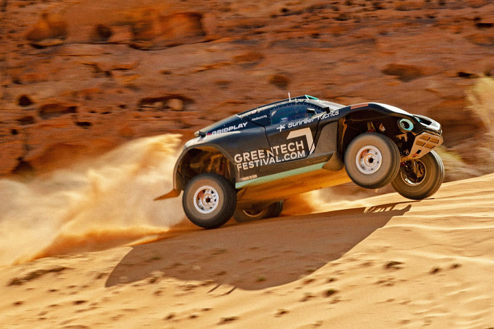 Fotó: Twitter/RosbergXRacing Elmaradt Hamilton gratulációja