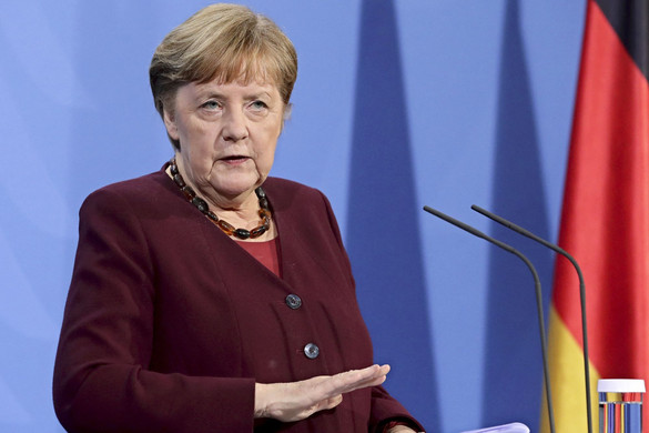 Merkel kézbe veszi az irányítást