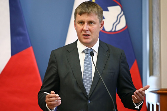 Bonyodalmat okozott a minisztercsere a cseh kabinetben