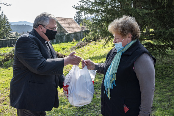 Folytatódik a Katolikus Karitász öngondoskodó családokért indított programja