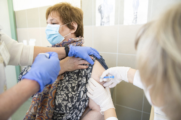 Több mint 90 százalékban hatékonyak az orosz vakcinák a delta variáns ellen