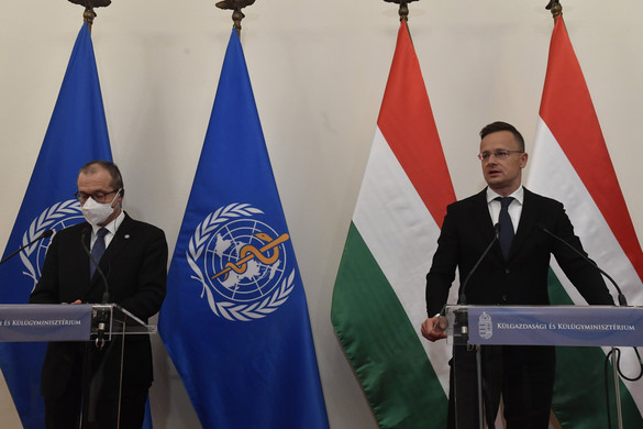 A WHO igazgatója szerint hazánk példaértékű oltási kampányt folytat