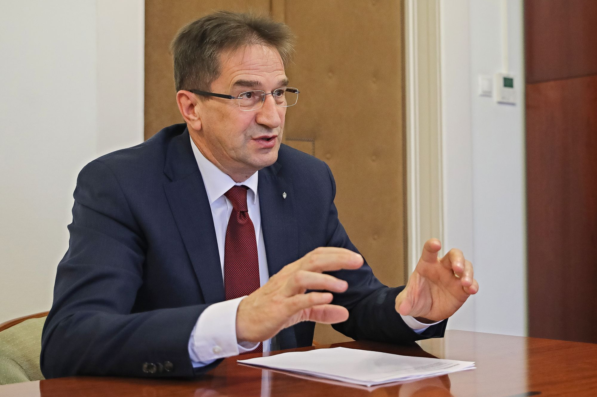 Most a védettségi igazolványt támadják a Soros-szervezetek