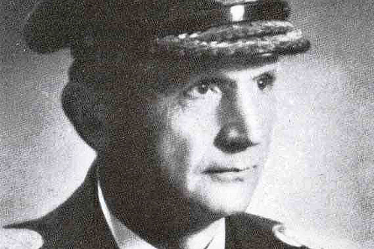 Fotó: www.ww2-weapons.com Karl Dönitz (1891–1980) flottatengernagy,a Harmadik Birodalom utolsó vezetője