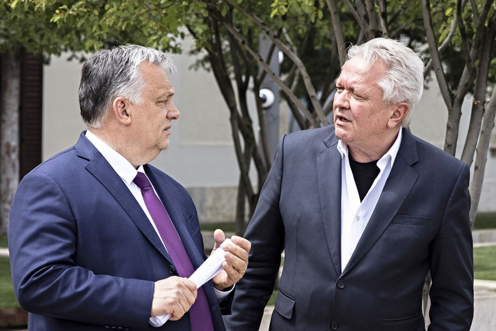 Célkeresztben a védelem