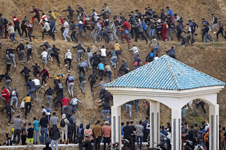 Fotó: AFP/Fadel Senna Marokkó bármikor utat nyithat a migránsoknak