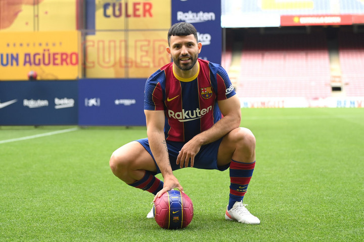 Fotó: Facebook/FC Barcelona Sajtóhírek szerint Agüero szerdán bejelenti visszavonulását